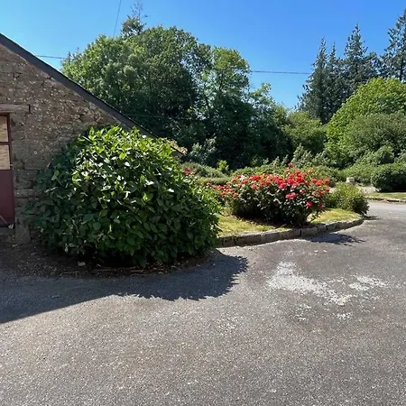 Gite Du Dolmen Guiscriff Exterior foto